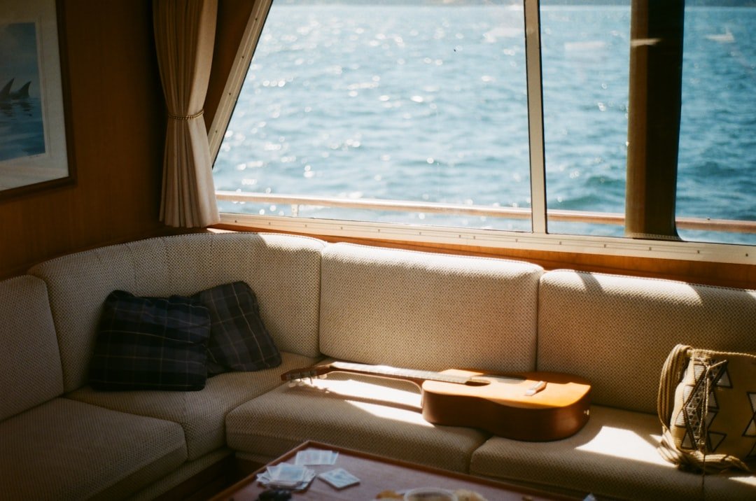 Mastering the First Impression: Your intriguing post title goes here brown-and-black-sofa-near-window-0jdlsgxc4hi
